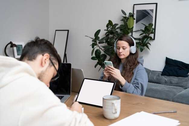 2025 Teletherapy Trends: From AI Triage to SMS Check-Ins